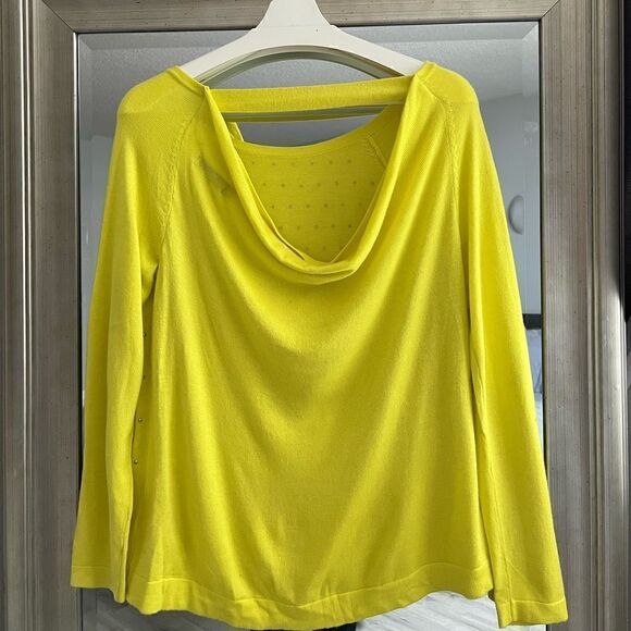 JENNIFER LÓPEZ Yellow vibrant Round-Neck Sweater Cardigan Lightweight Size L - Picture 3 of 5